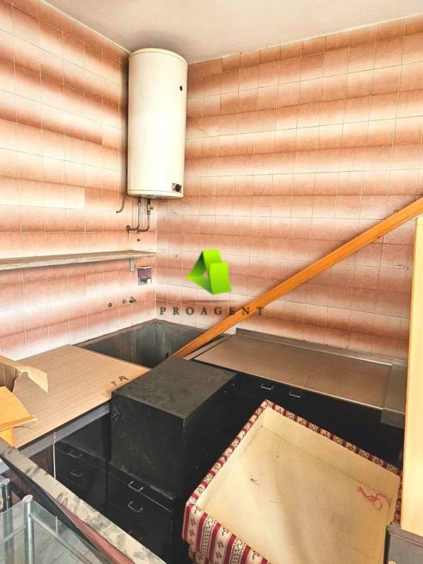 Slika 4 -  Lokal za izdavanje, 200m2, 750€