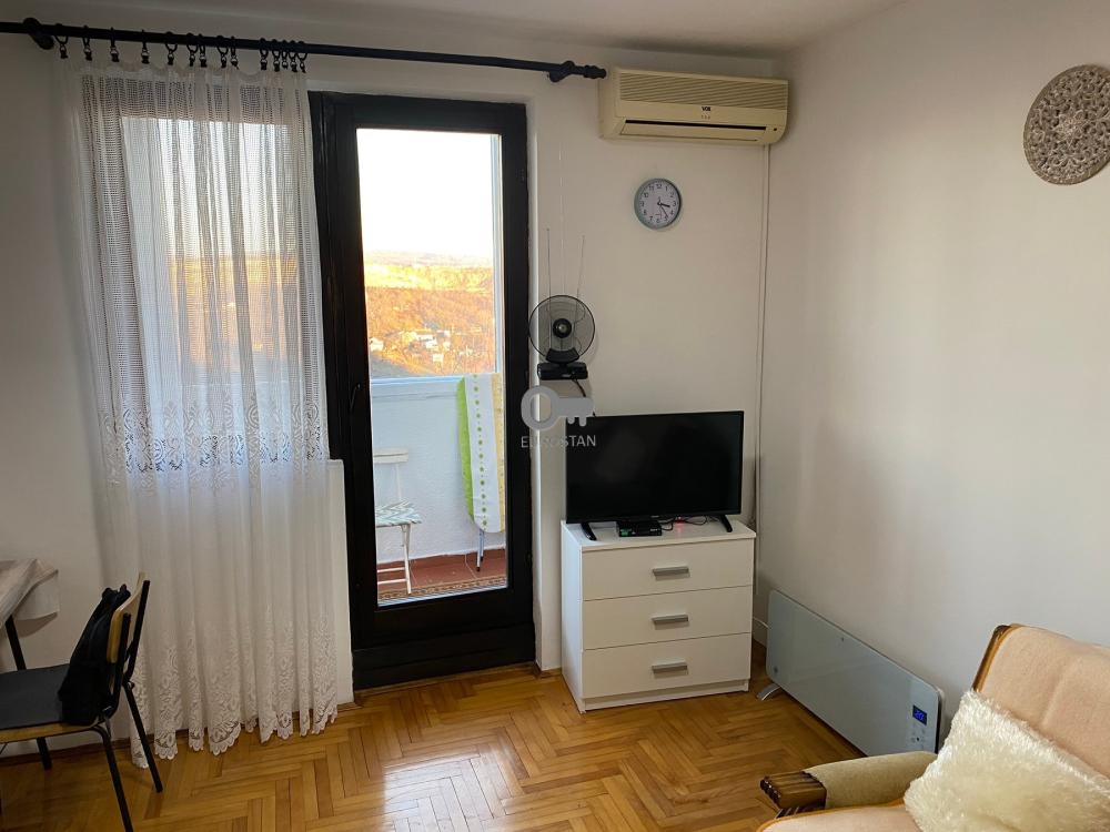 Slika 2 - 17. Oktobra, Jednosoban stan na prodaju, 25m2, 65.000€