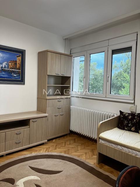 Slika 4 - Mije Kovačevića, Trosoban stan za izdavanje, 90m2, 700€