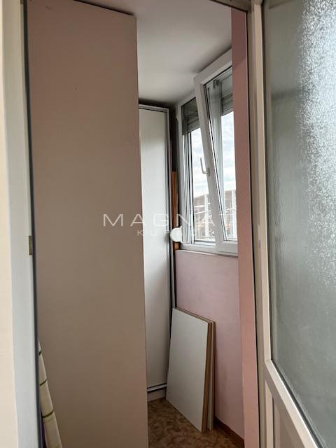 Slika 11 - Mije Kovačevića, Trosoban stan za izdavanje, 90m2, 700€