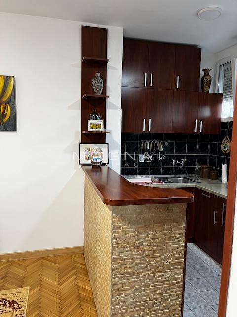Slika 3 - Mije Kovačevića, Trosoban stan za izdavanje, 90m2, 700€