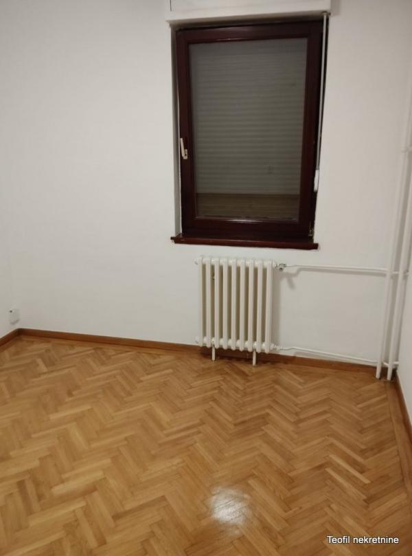 Slika 3 - Danila Bojovića,  Lokal za izdavanje, 63m2, 600€