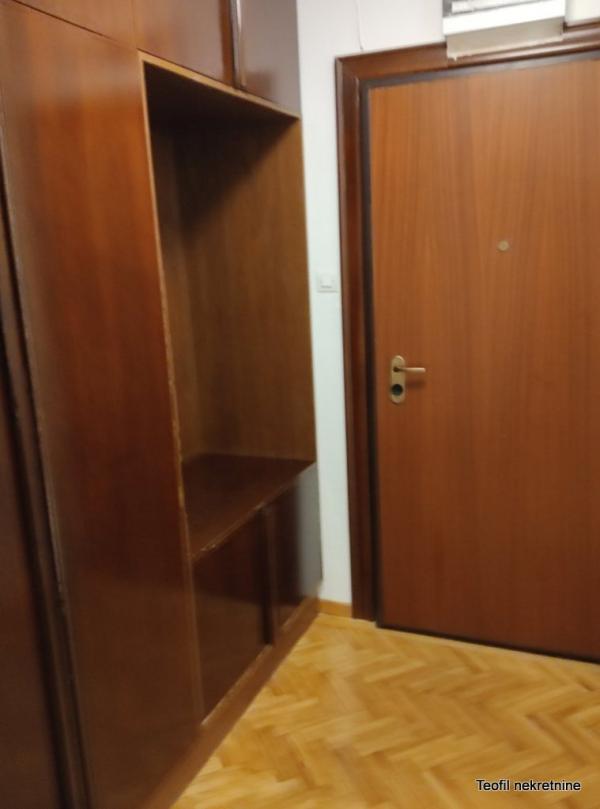 Slika 4 - Danila Bojovića,  Lokal za izdavanje, 63m2, 600€