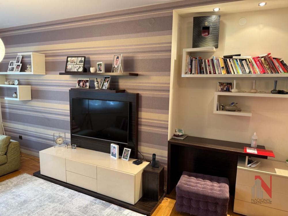 Slika 1 - DOŽA ĐERĐA, Trosoban stan na prodaju, 67m2, 208.900€