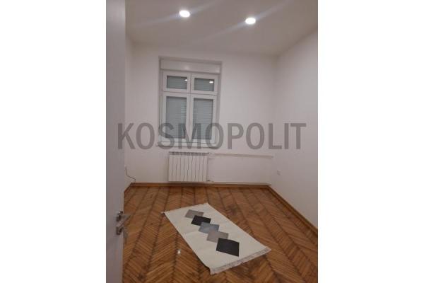 Slika 1 - Ustanička , Troiposoban stan za izdavanje, 70m2, 900€