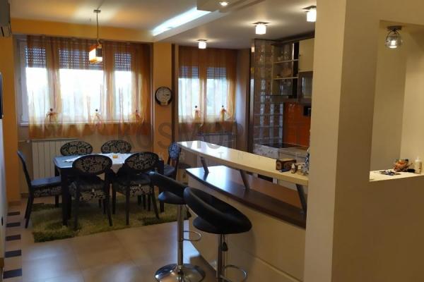 Slika 6 - Bulevar Arsenija Čarnojevića, Trosoban stan za izdavanje, 96m2, 1.000€