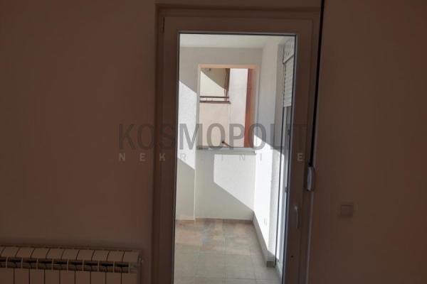 Slika 4 - Bilećka, Četvorosoban stan na prodaju, 101m2, 303.000€