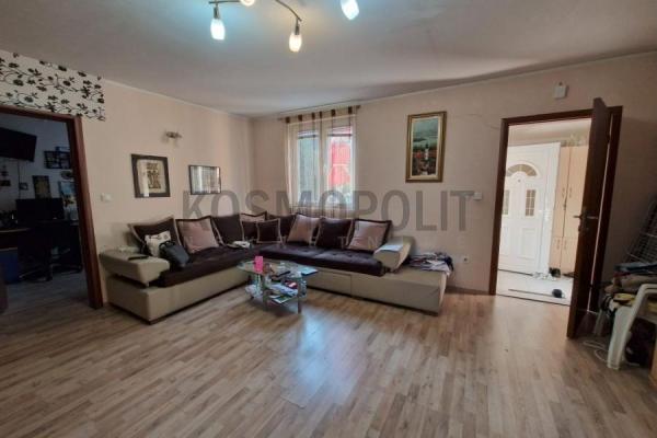 Slika 1 - Vukova , Trosoban stan na prodaju, 72m2, 150.000€