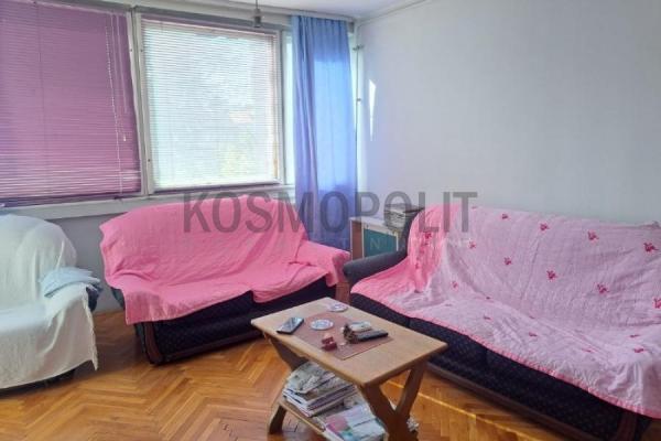Slika 1 - Radovana Simića Cige, Trosoban stan na prodaju, 72m2, 148.000€