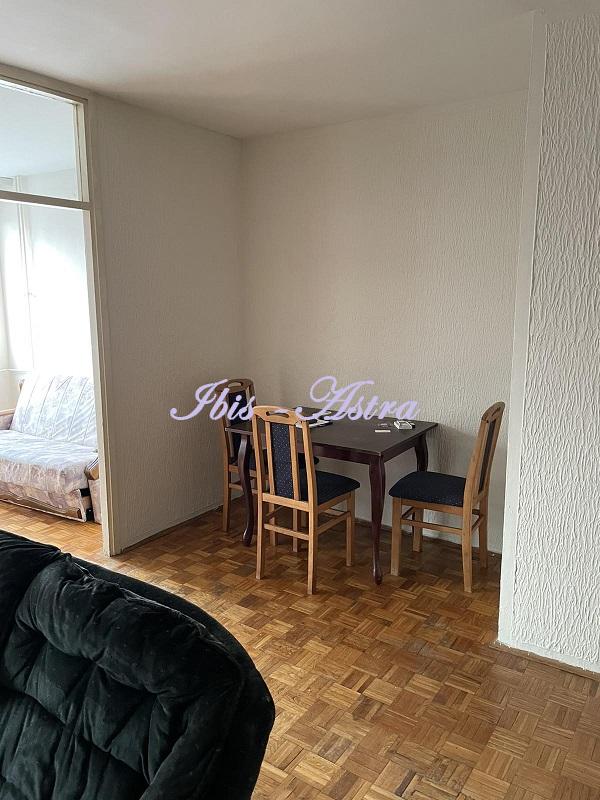 Slika 1 - Bulevar oslobođenja, Trosoban stan za izdavanje, 80m2, 500€