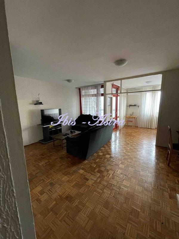 Slika 3 - Bulevar oslobođenja, Trosoban stan za izdavanje, 80m2, 500€