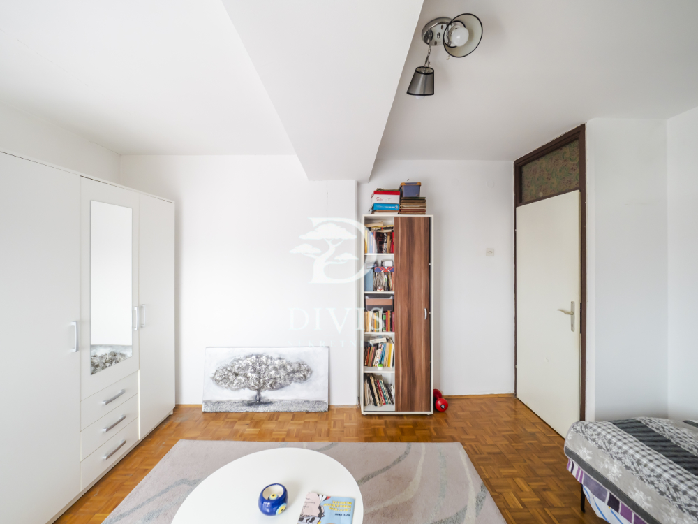 Slika 5 - Bulevar Despota Stefana, Trosoban stan na prodaju, 87m2, 274.000€