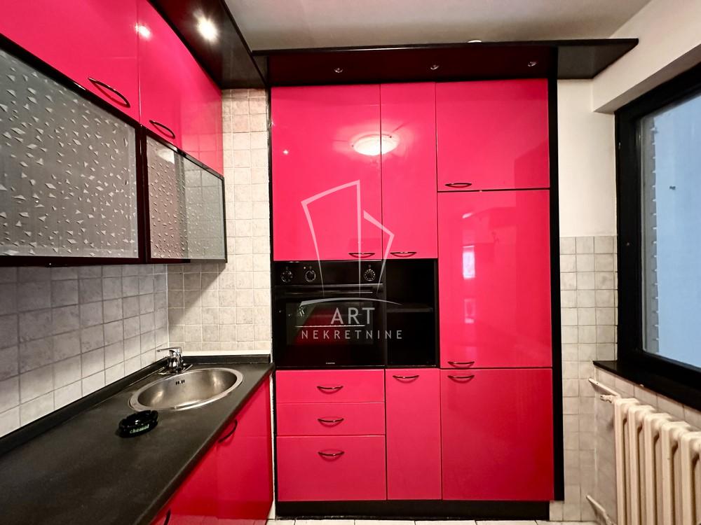 Slika 4 - Vladimira Tomanovića, Trosoban stan na prodaju, 85m2, 245.000€