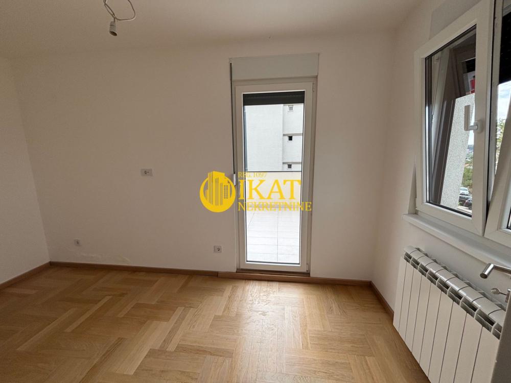 Slika 9 - Koste Nađa, Dvoiposoban stan na prodaju, 70m2, 133.000€