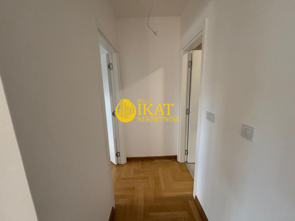 Slika 10 - Koste Nađa, Dvoiposoban stan na prodaju, 70m2, 133.000€