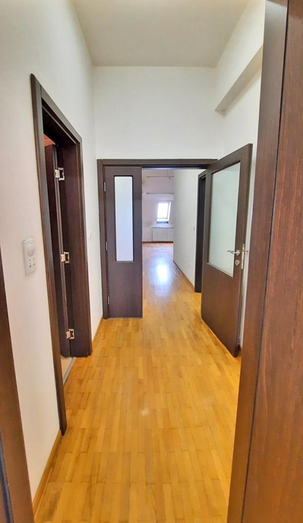 Slika 4 - Brace Jerkovic, Trosoban stan na prodaju, 82m2, 180.000€