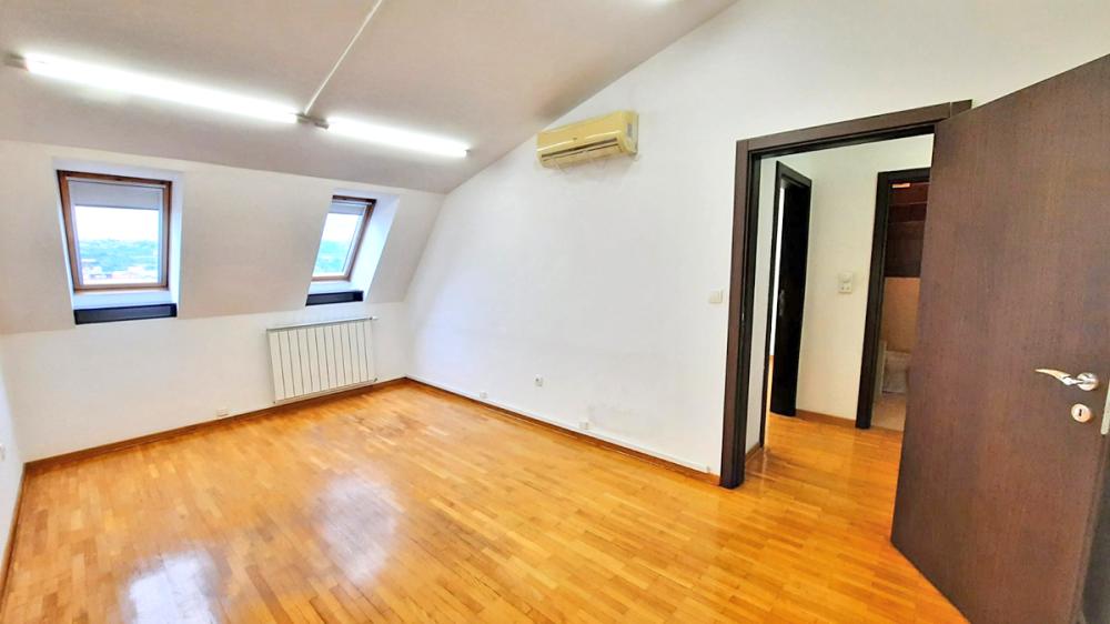 Slika 6 - Brace Jerkovic, Trosoban stan na prodaju, 82m2, 180.000€