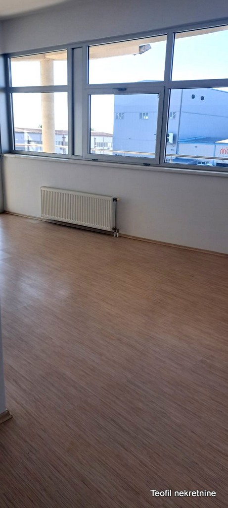 Slika 8 - 6.Industrijska,  Lokal za izdavanje, 200m2, 1.000€