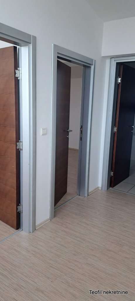 Slika 9 - 6.Industrijska,  Lokal za izdavanje, 200m2, 1.000€