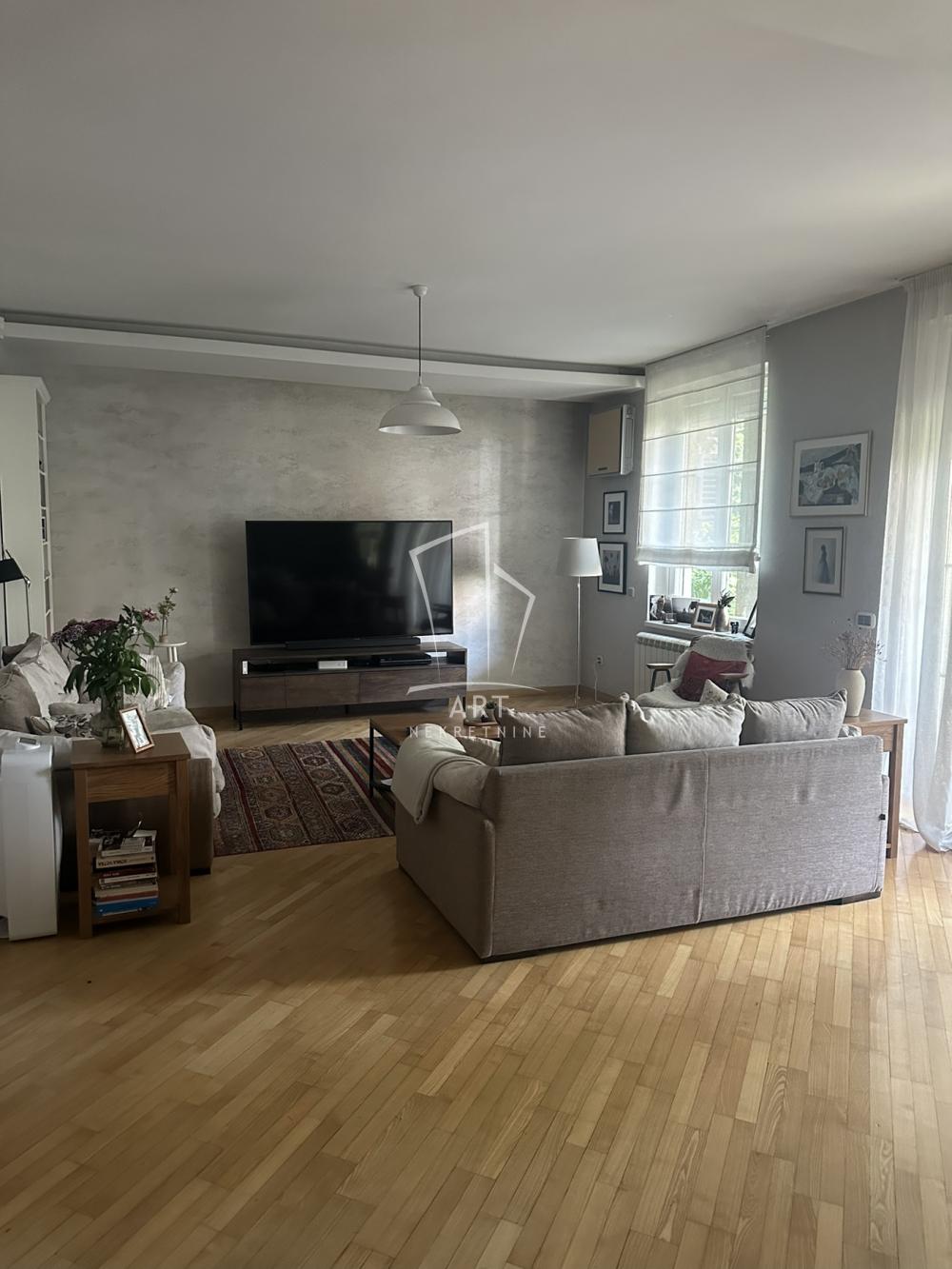 Slika 1 - Milovana Marinkovića, Petosoban stan na prodaju, 139m2, 670.000€