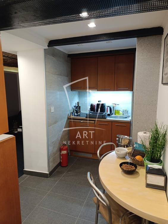 Slika 1 - Zmaj Jovina, Jednoiposoban stan za izdavanje, 28m2, 600€