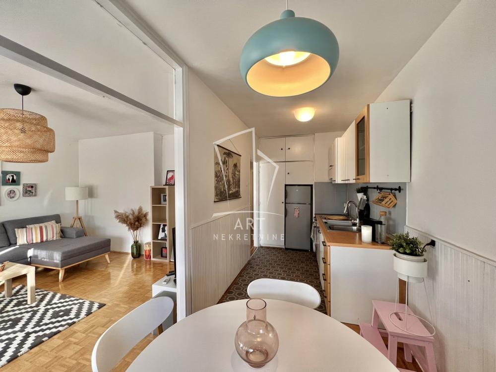 Slika 5 - Milentija Popovića, Trosoban stan za izdavanje, 66m2, 850€