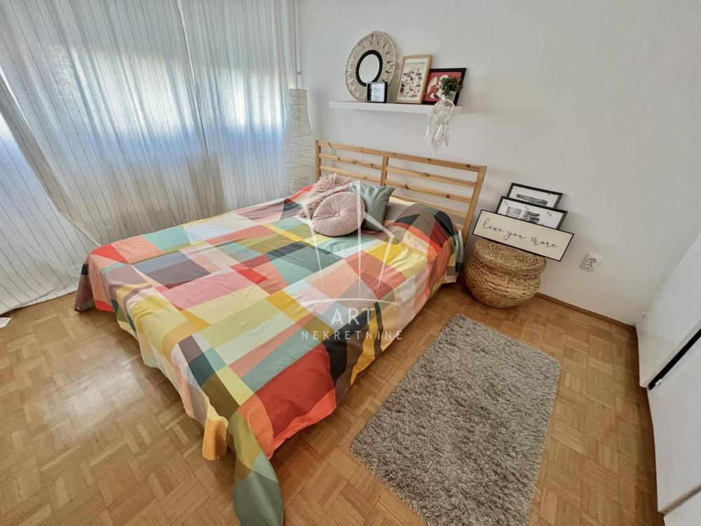 Slika 10 - Milentija Popovića, Trosoban stan za izdavanje, 66m2, 850€