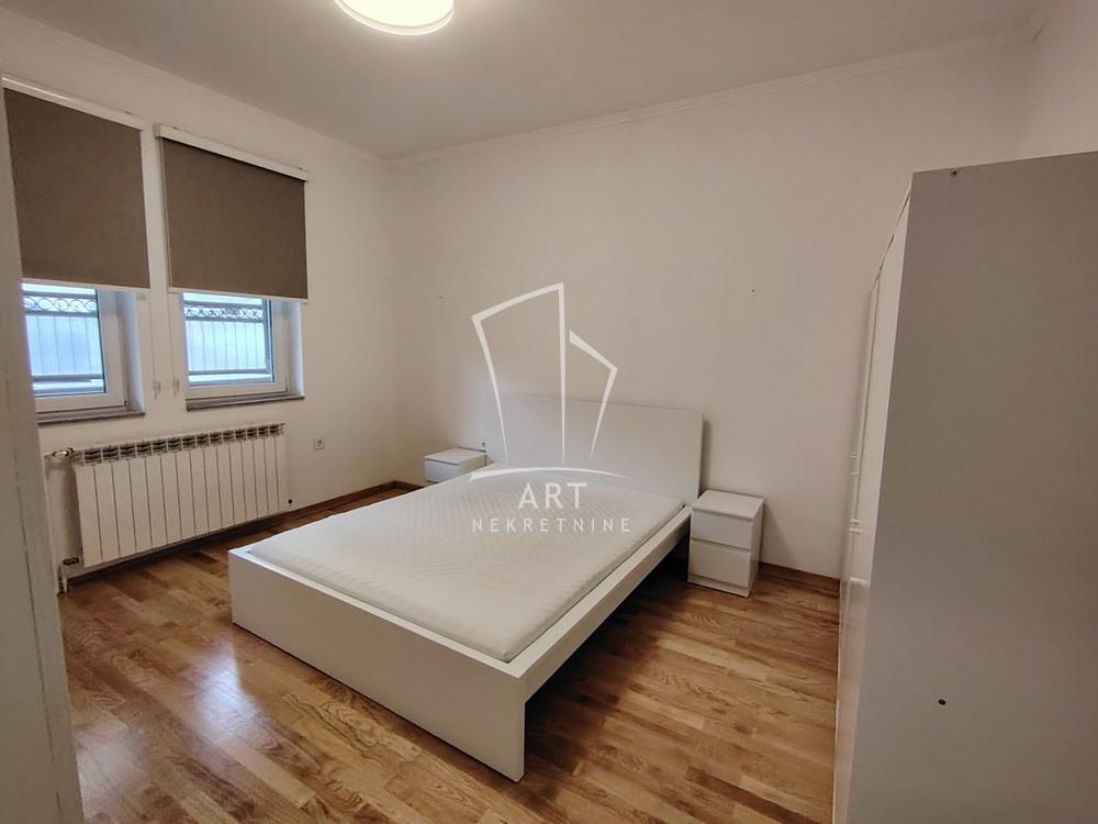 Slika 4 - Vitanovačka, Trosoban stan za izdavanje, 84m2, 800€