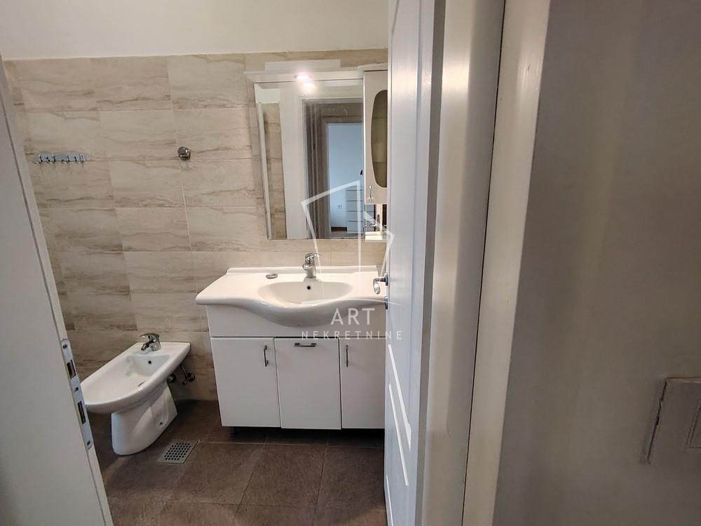 Slika 9 - Vitanovačka, Trosoban stan za izdavanje, 84m2, 800€