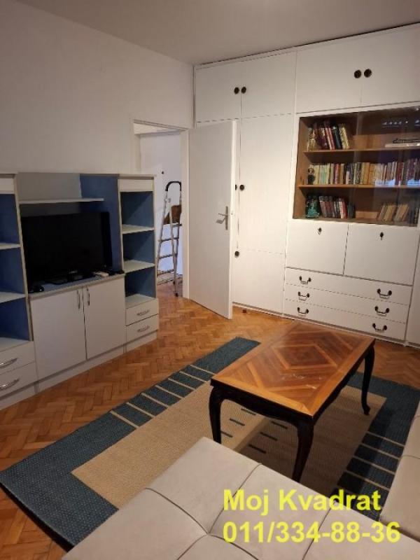 Slika 1 - Jednosoban stan za izdavanje, 47m2, 400€