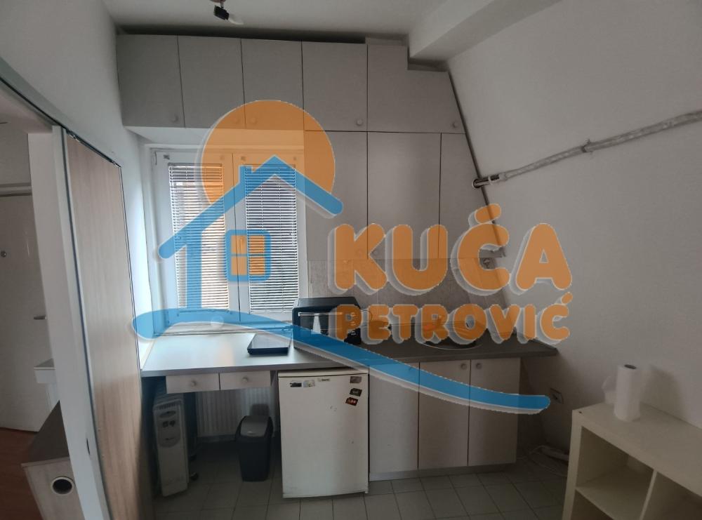 Slika 5 - Josifa Pančića, Jednoiposoban stan za izdavanje, 43m2, 350€