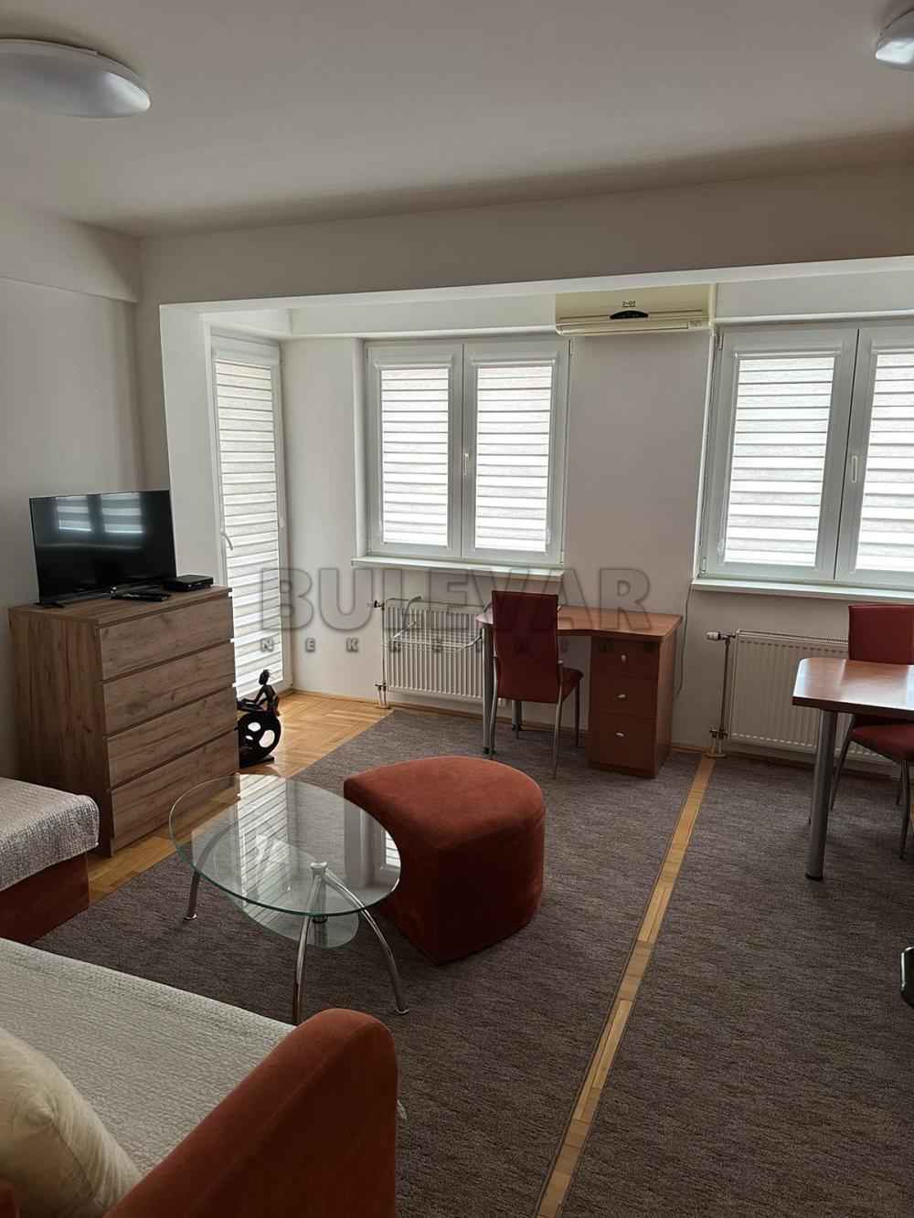 Slika 2 - Jovana Skerlića,  Stan za izdavanje, 30m2, 270€