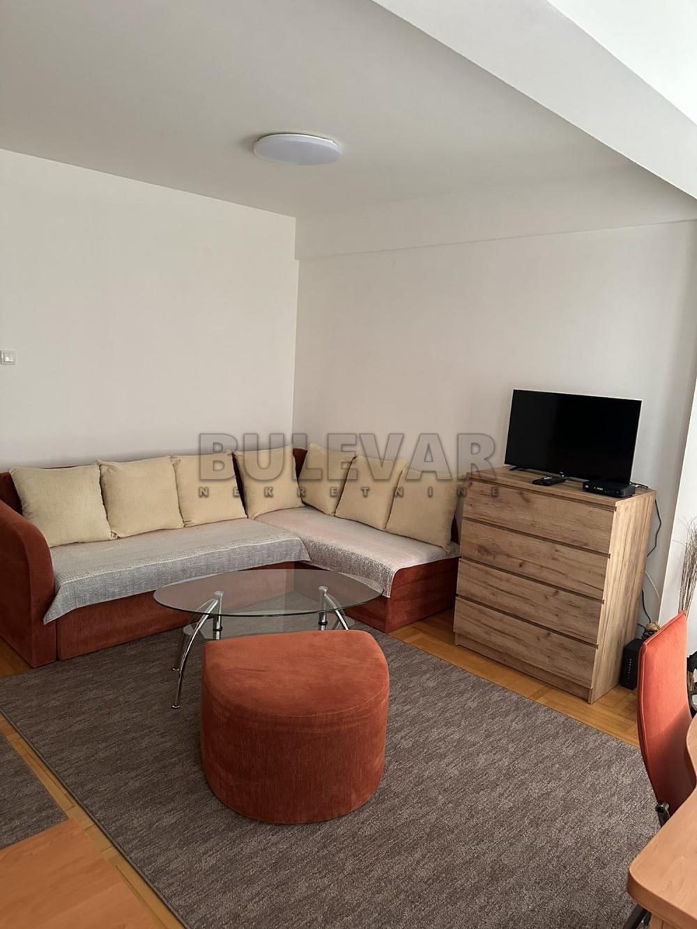 Slika 8 - Jovana Skerlića,  Stan za izdavanje, 30m2, 270€