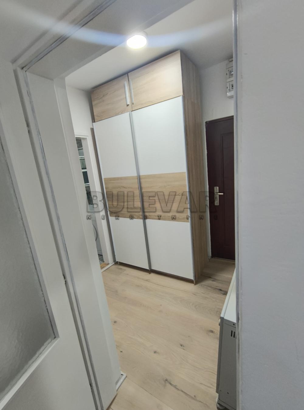 Slika 10 - Cara Dušana, Dvosoban stan za izdavanje, 45m2, 400€