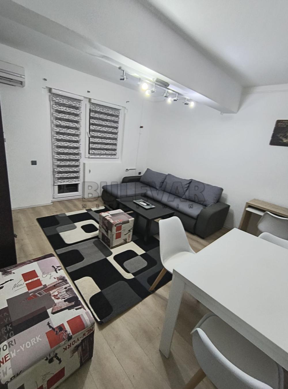 Slika 2 - Cara Dušana, Dvosoban stan za izdavanje, 45m2, 400€