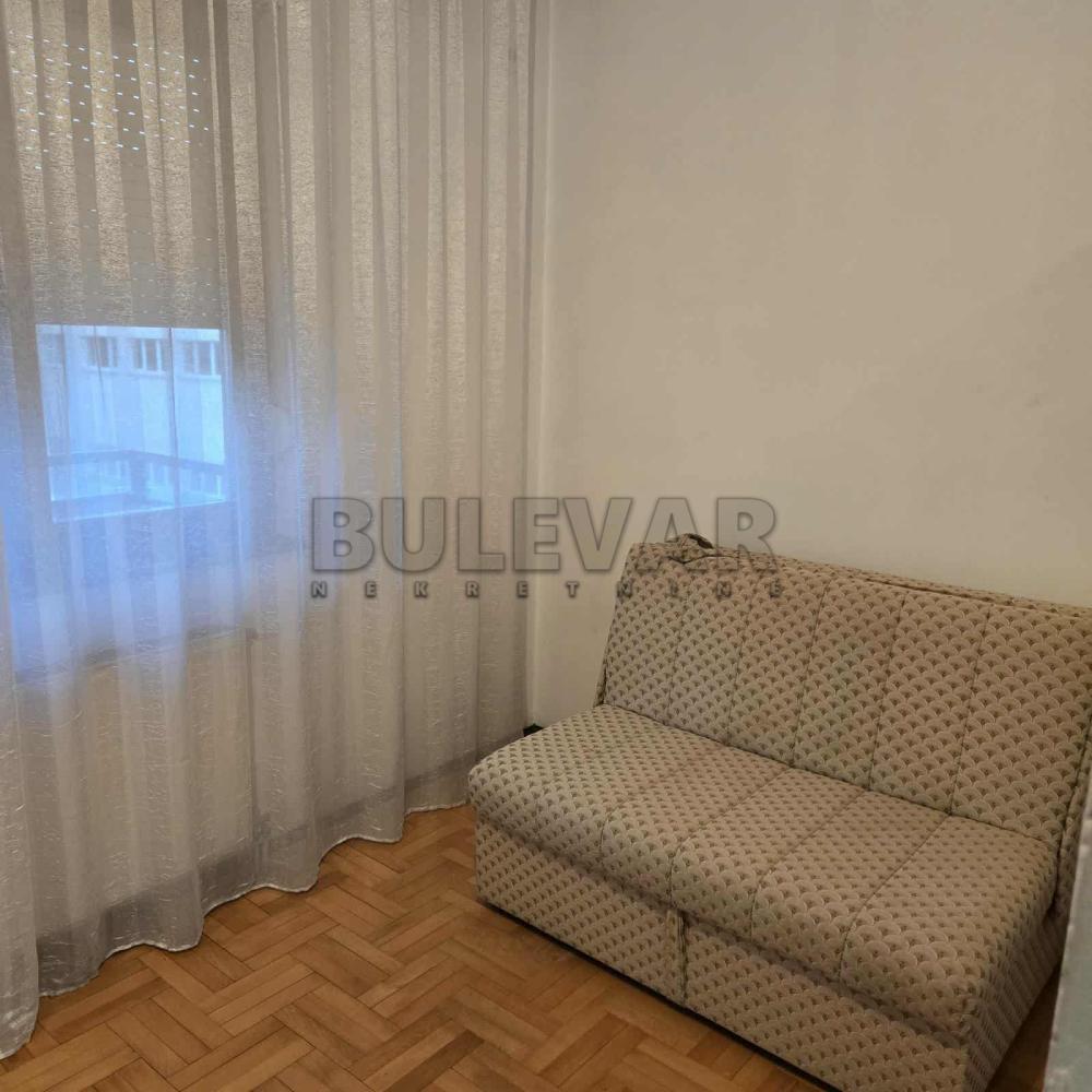 Slika 7 - Dr Petra Vučinića, Jednoiposoban stan za izdavanje, 40m2, 350€