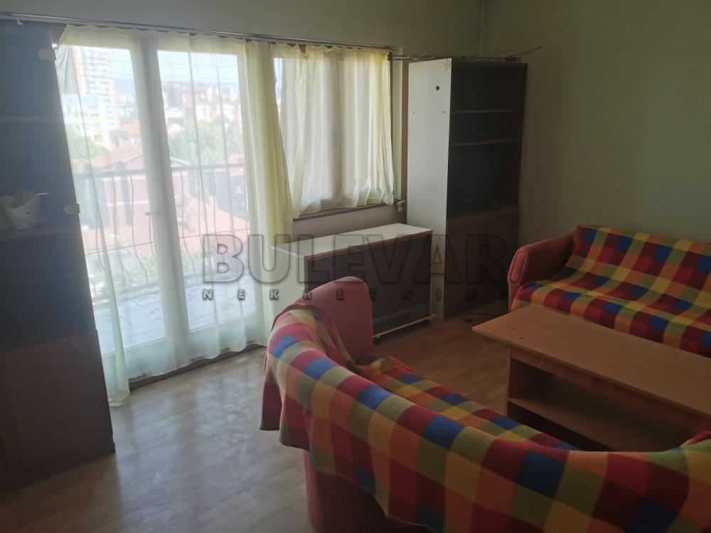 Slika 1 - Jovana Babunskog, Dvosoban stan za izdavanje, 54m2, 230€