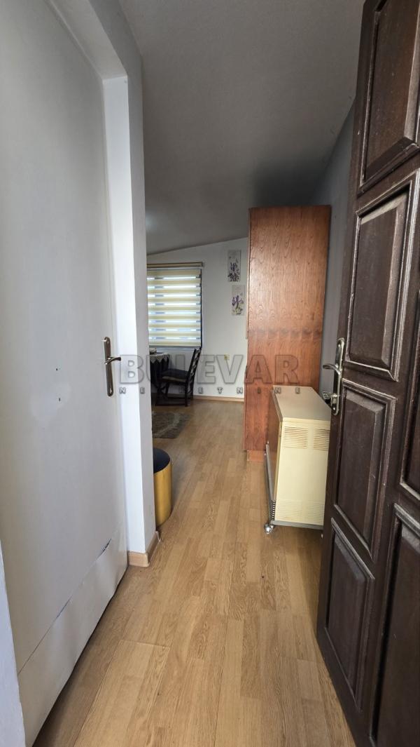 Slika 6 - Cara Dušana,  Kuća za izdavanje, 20m2, 200€