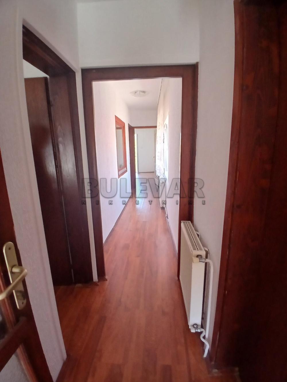 Slika 5 - Cetinjska, Dvosoban stan za izdavanje, 68m2, 400€