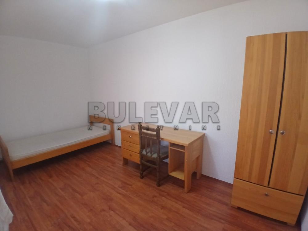 Slika 3 - Cetinjska, Dvosoban stan za izdavanje, 68m2, 400€