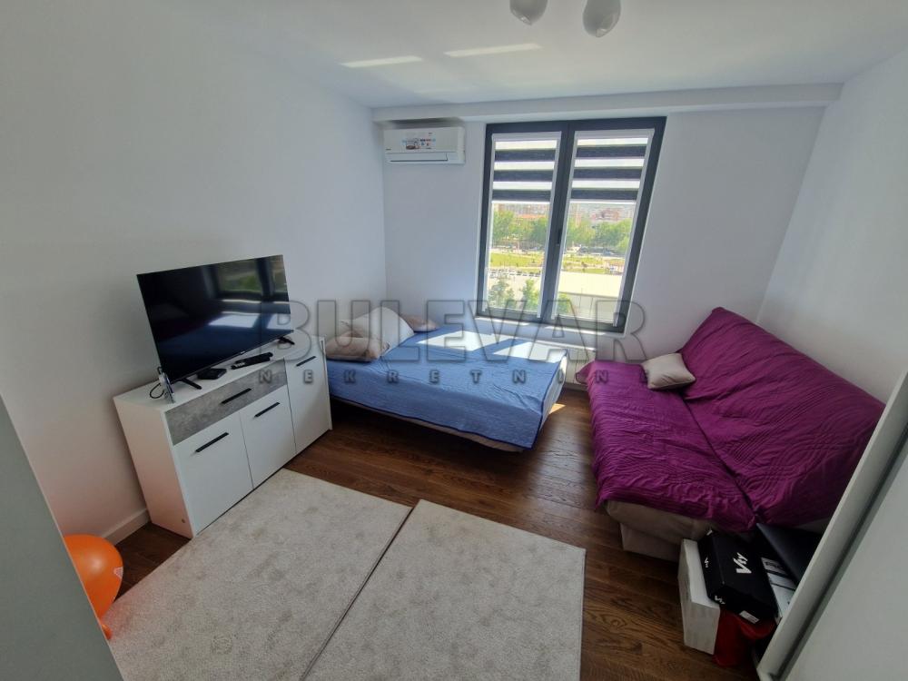 Slika 8 - Blagoja Parovića, Trosoban stan za izdavanje, 81m2, 750€