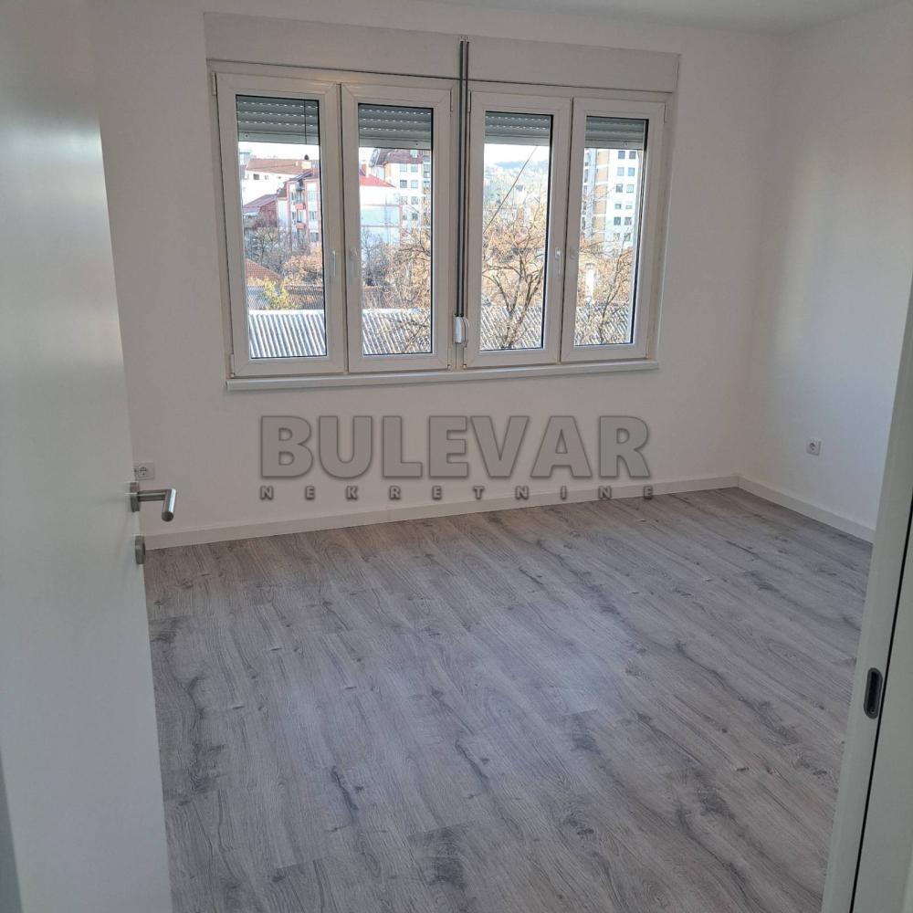 Glavna slika -Nikole Pašića, Dvoiposoban stan za izdavanje, 62m2, 400€