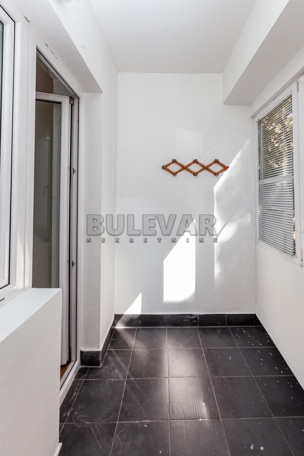 Slika 11 - Jovana Ristića, Trosoban stan na prodaju, 73m2, 143.000€