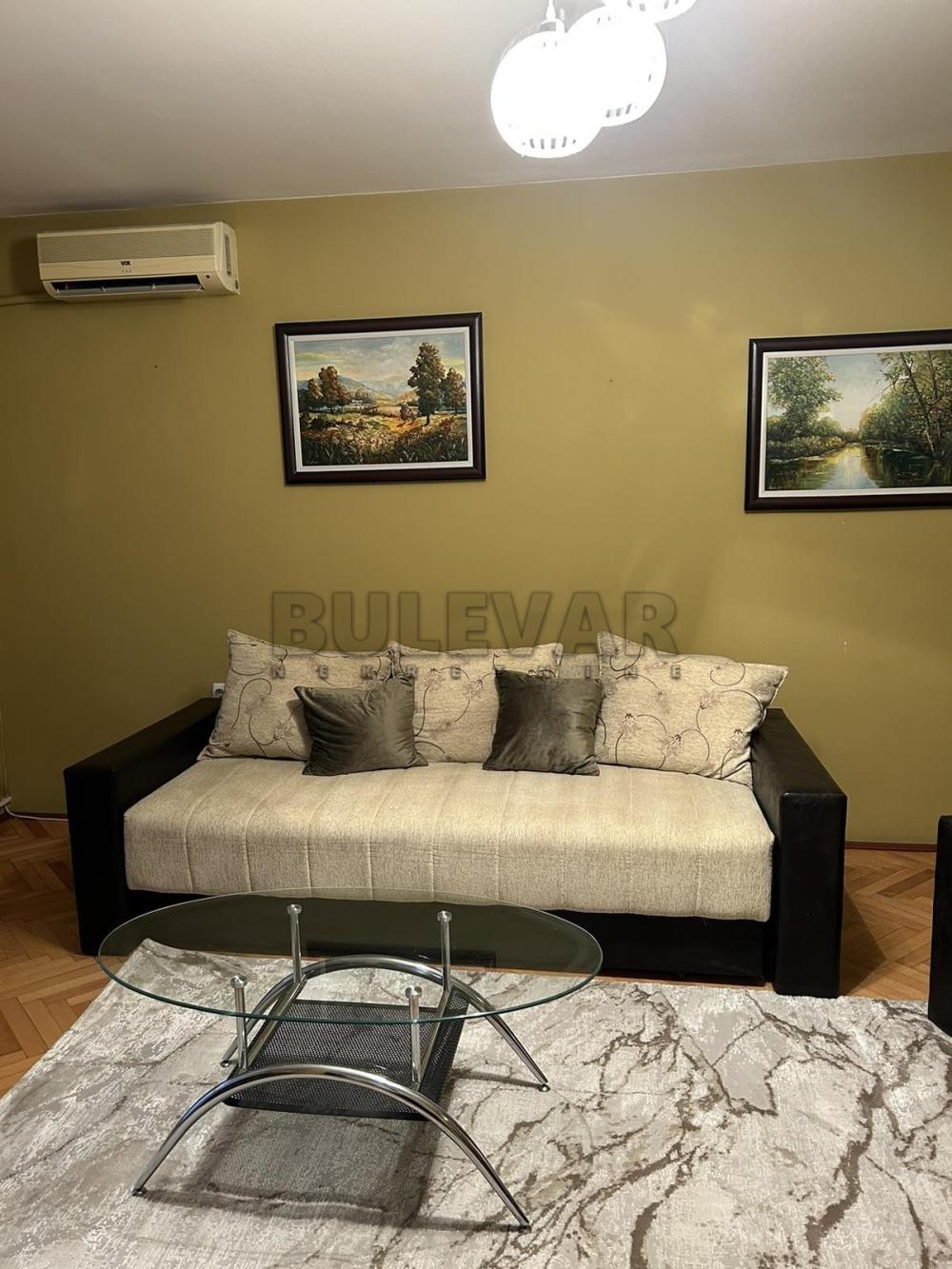 Slika 1 - Generala Milojka Lešjanina, Trosoban stan na prodaju, 78m2, 161.000€