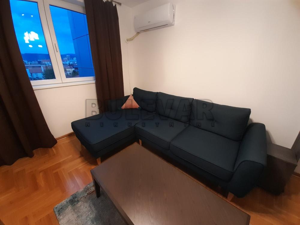 Slika 3 - Cara Dušana, Jednoiposoban stan za izdavanje, 42m2, 400€