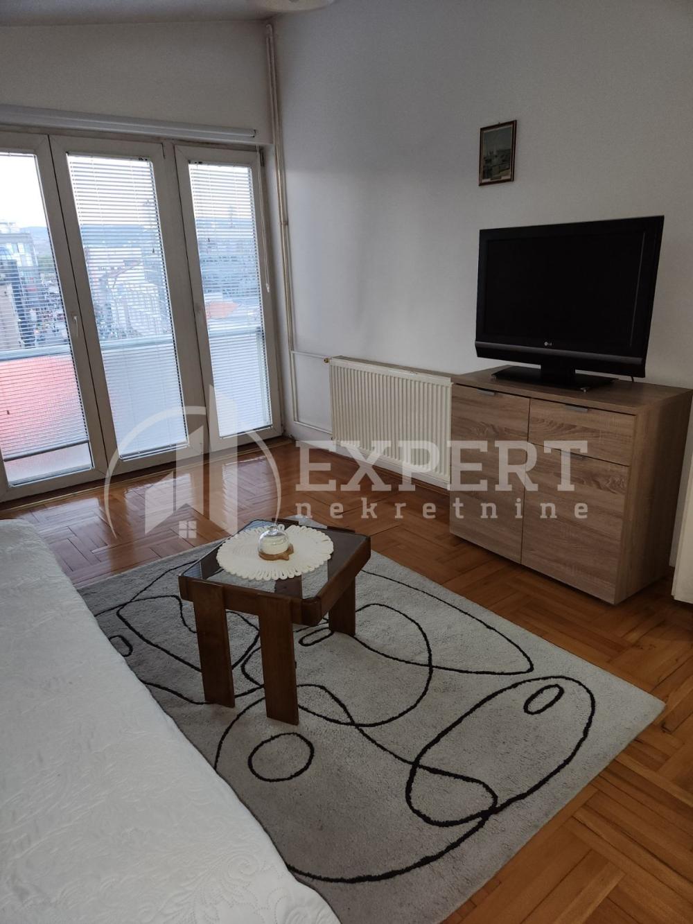 Slika 1 - Obilićev venac, Jednoiposoban stan za izdavanje, 40m2, 360€