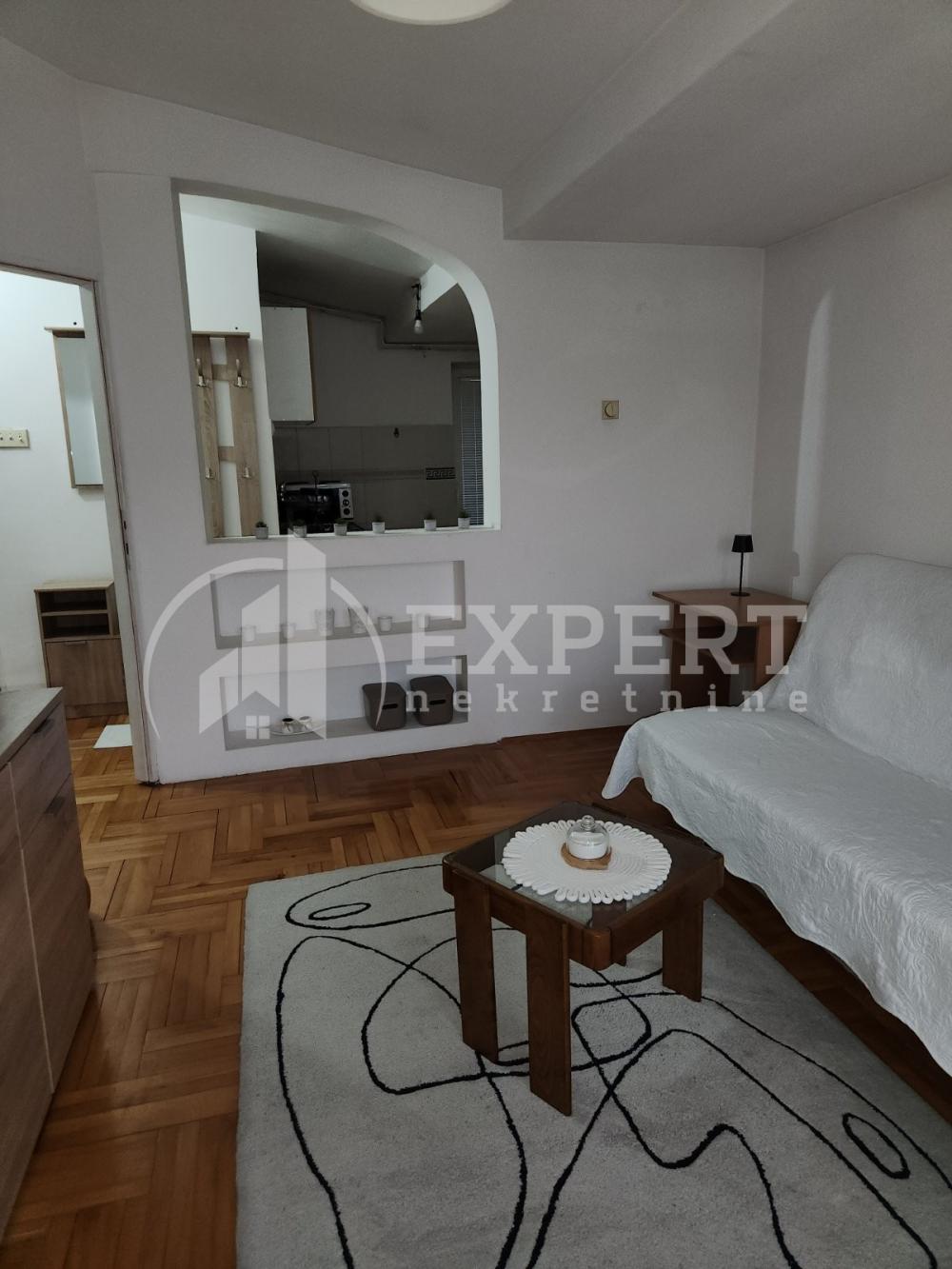 Slika 2 - Obilićev venac, Jednoiposoban stan za izdavanje, 40m2, 360€