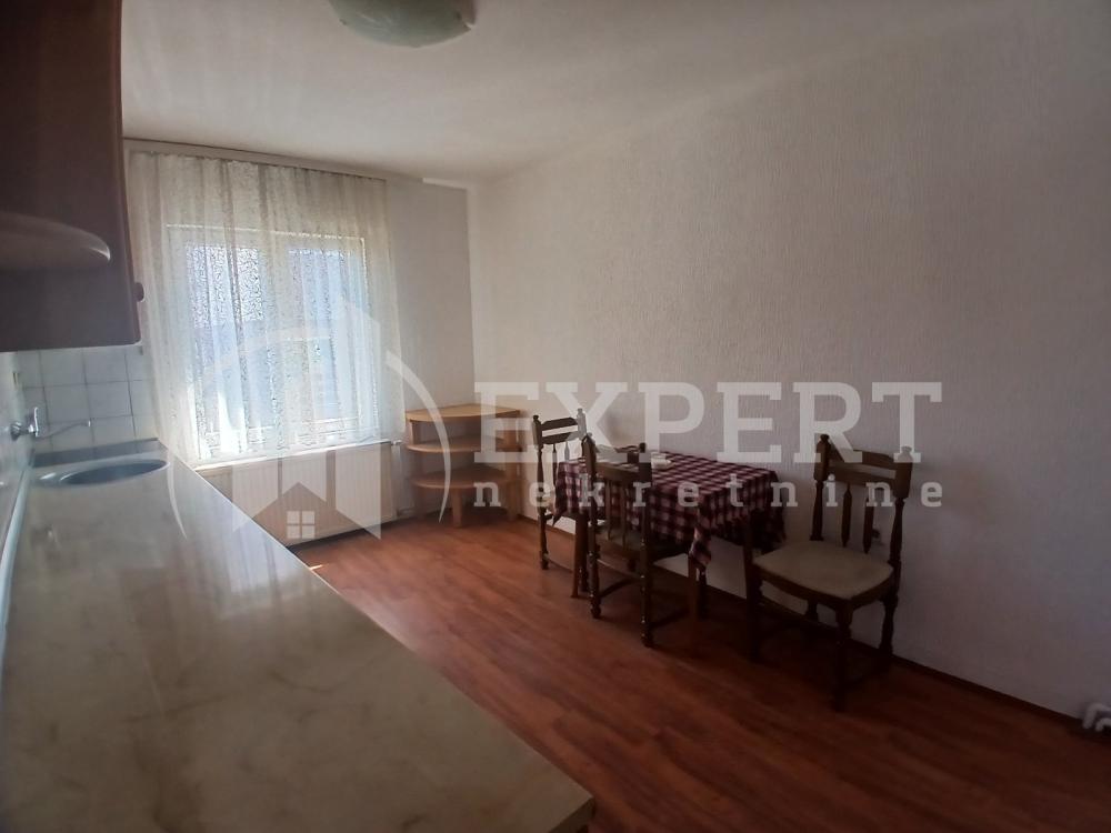 Slika 1 - Cetinjska, Dvosoban stan za izdavanje, 68m2, 400€
