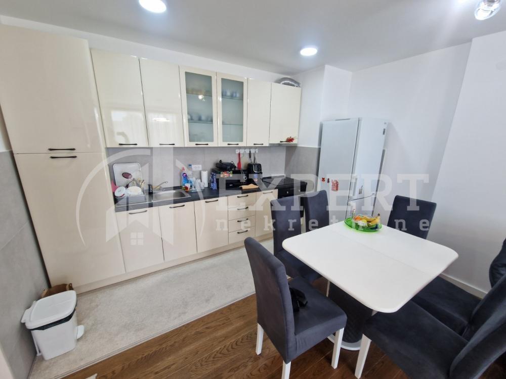 Slika 4 - Blagoja Parovića, Trosoban stan za izdavanje, 81m2, 750€