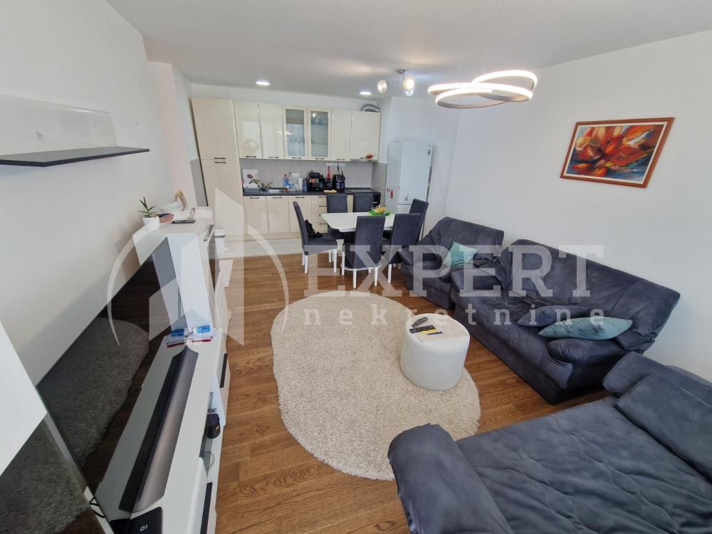 Slika 3 - Blagoja Parovića, Trosoban stan za izdavanje, 81m2, 750€